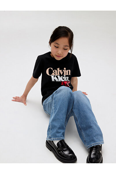 Calvin Klein Girls Black Pearl Signature Nyc Regular Crew Neck T-Shirt