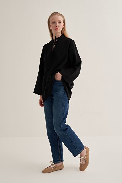 EBU Prive Women's Organic Cotton V-Neck Blouse Black