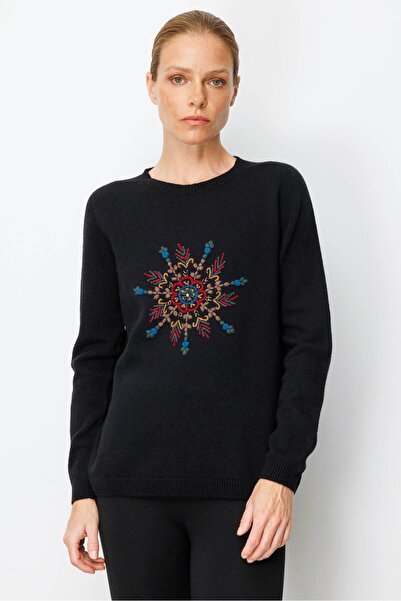 Desen Triko Women's Crew Neck Snowflake Embroidered Wool Sweater Black