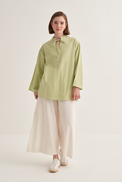 EBU Prive Women's Organic Cotton V-Neck Blouse Light Green