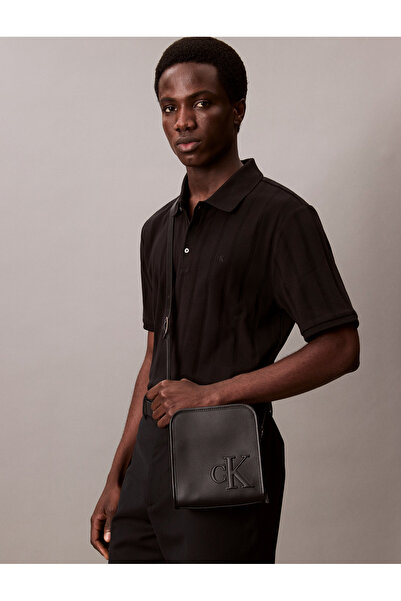 Calvin Klein Men Black Sculpted Impression Reporter Bag