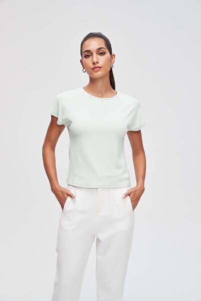 Livia بلوزة سادة بأكمام نصفية