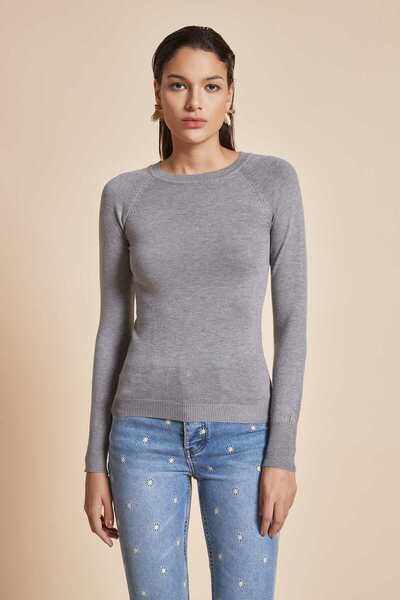 Yola Solid Long-Sleeve Top