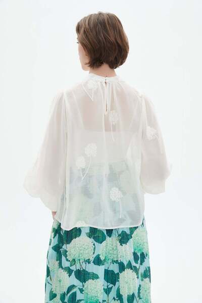 Nichii Wide-Sleeve Crew-Neck Top