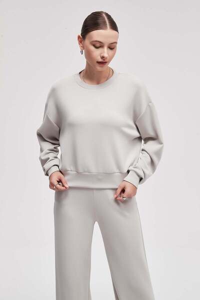 Livia Solid Long-Sleeve Top