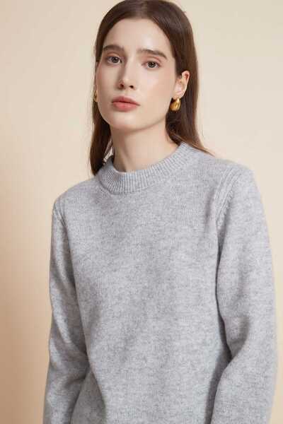 Yola Solid Long-Sleeve Top with Ribbed Detail