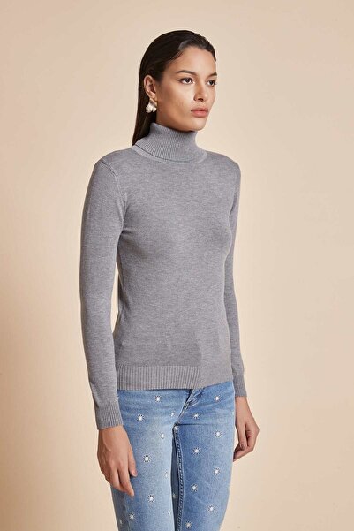 Yola Solid High Neck Long Sleeve Top