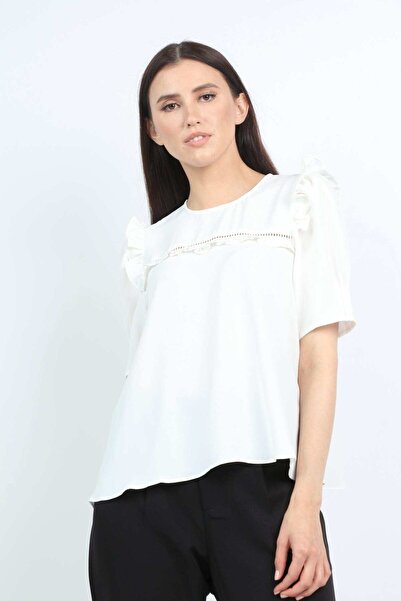 Nichii Ruffled Short-Sleeve Top