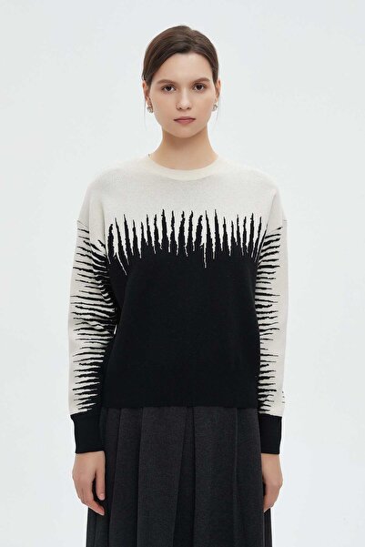 mica بلوزة مطبوعة بأكمام طويلة