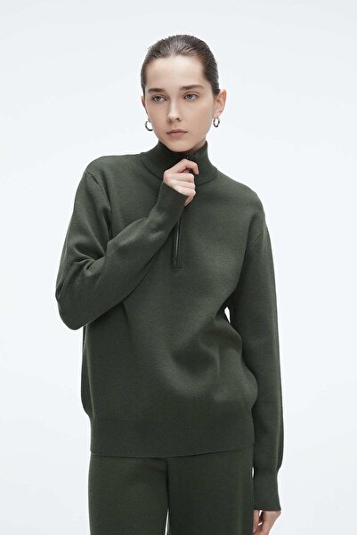 Yola Solid High Neck Long Sleeve Top