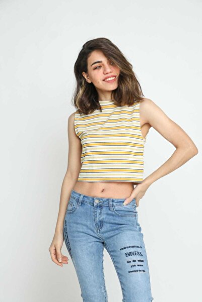 Kitschen قميص مخطط قصير