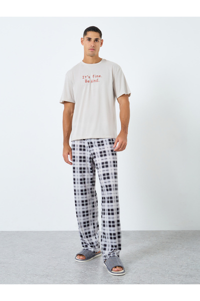 Styli Men Slogan Print T-Shirt and Checked Pyjama Set
