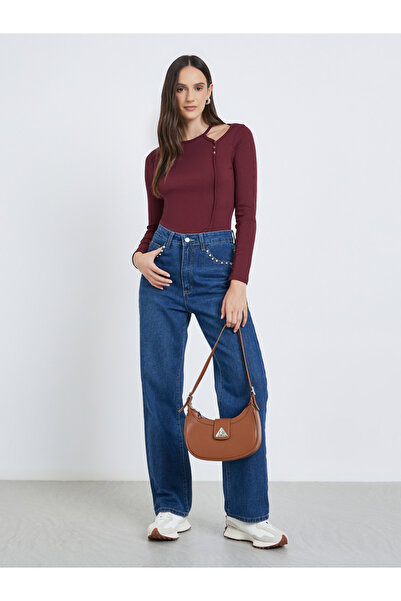 Styli Burgundy Ribbed Knit Top with Cut-Out Detail