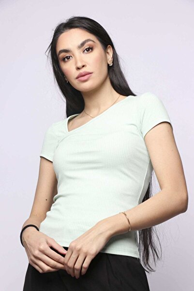 Nichii Solid Side-Neck Short-Sleeve Top