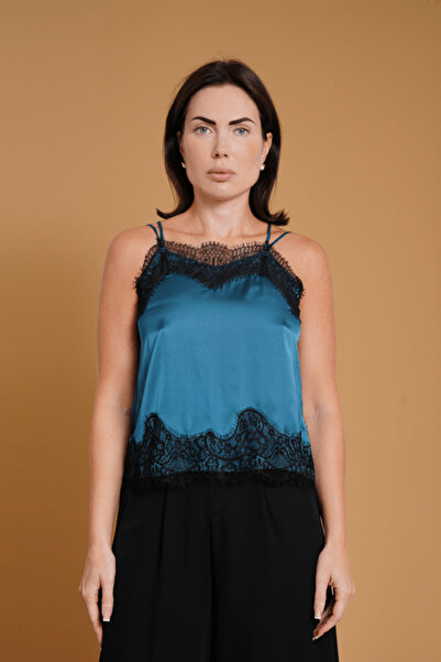 Yola Solid Lace Detail Cami Top