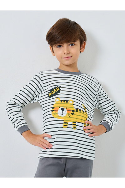 Styli Boys Tiger Graphic T-Shirt and Pyjama Set