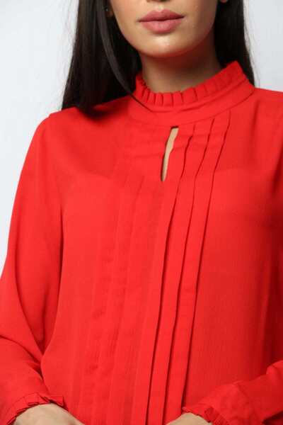 Nichii High-Neck Long-Sleeve Top
