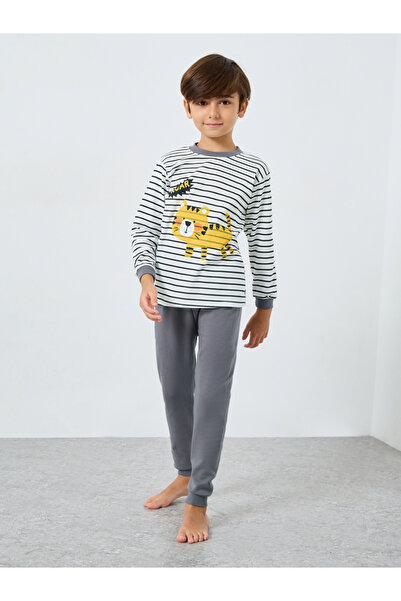 Styli Boys Tiger Graphic T-Shirt and Pyjama Set