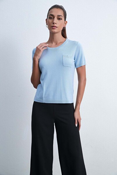 Livia Solid Half-Sleeve Top with Waist Pocket