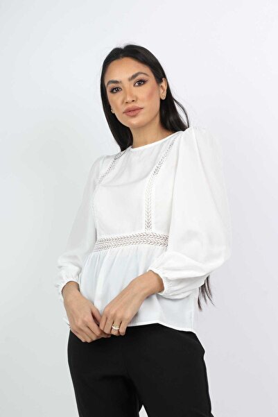 Nichii Classic Embroidered Long-Sleeve Top