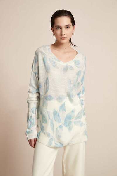 Yola Embroidered Long-Sleeve Top