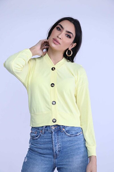 Nichii Short Button-Front Top