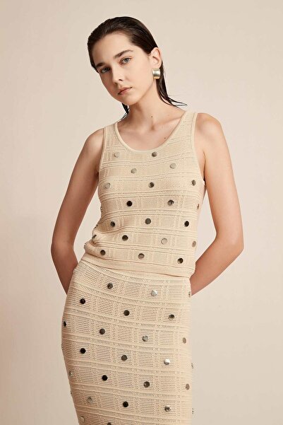 Yola Checkered Lace Detail Top