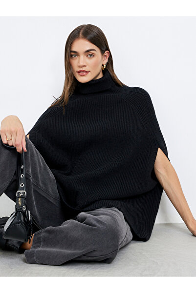 Styli سترة سوداء محبوكة بياقة مدورة وأكمام طويلة