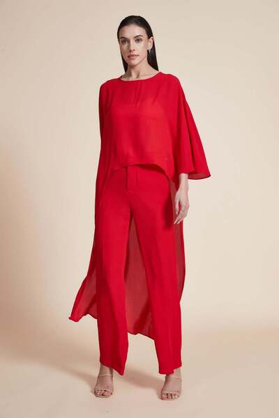 Yola Solid Loose Fit Long Sleeve Top