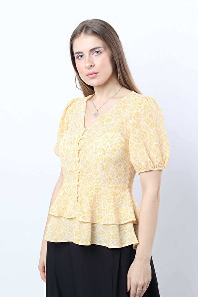 Nichii Floral Button-Front Top