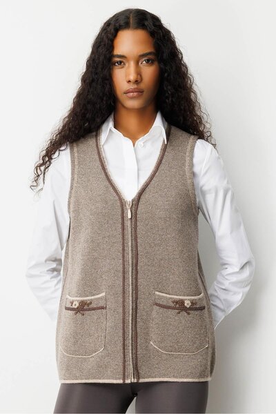 Desen Triko Women's V-Neck Pocket Embroidered Wool Vest K.Beige