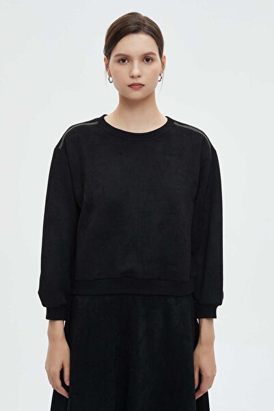 mica Solid Long-Sleeve Top