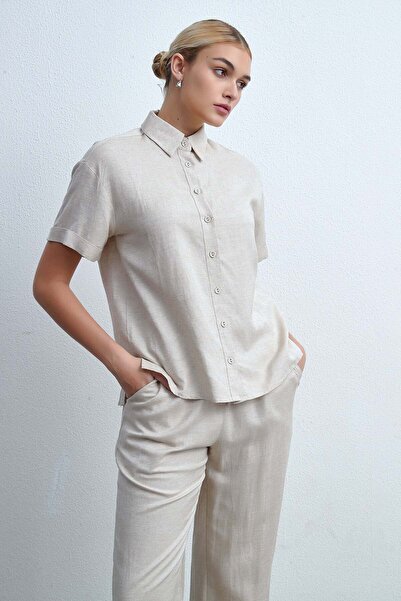 Livia Solid Waist-Length Short Sleeve Top