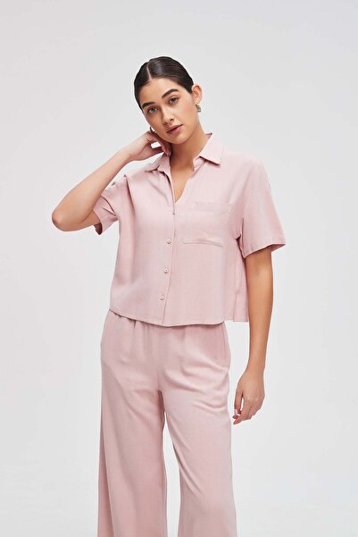 Livia Solid Half-Sleeve Top with Shirt Collar