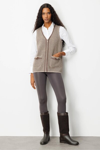 Desen Triko Women's V-Neck Pocket Embroidered Wool Vest K.Beige
