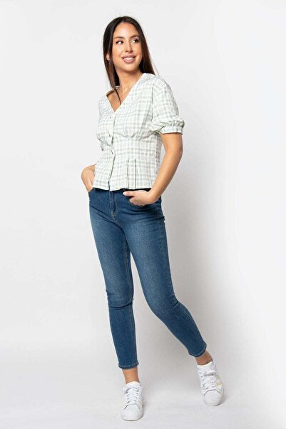 Kitschen بلوزة منقوشة بأكمام قصيرة