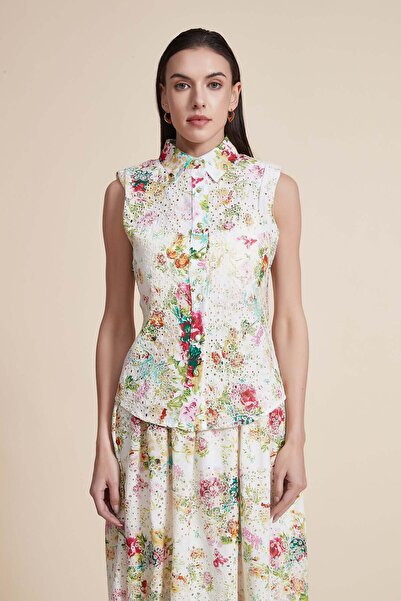 Yola Embroidered Button-Front Top