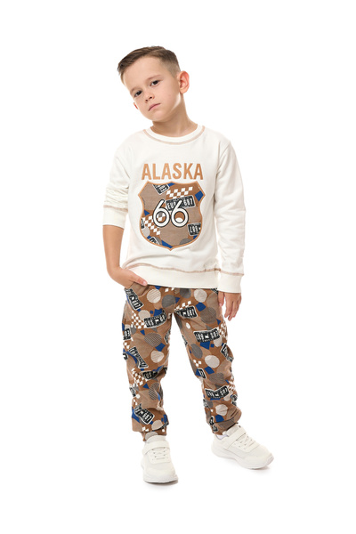Victor and Jane By Styli Boys Embroidered Patch Sweatshirt and Joggers Set