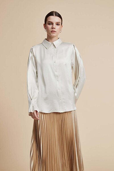 Yola Solid Long-Sleeve Top