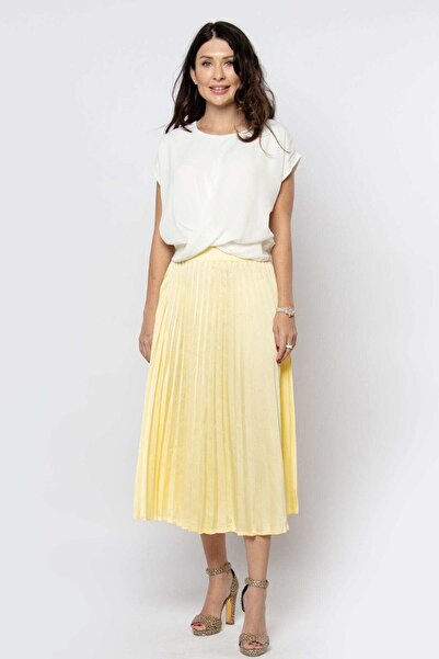 Nichii Classic Short-Sleeve Top