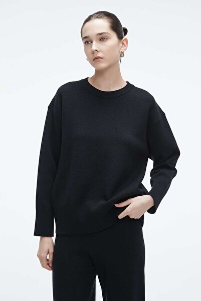 Yola Solid Long-Sleeve Top