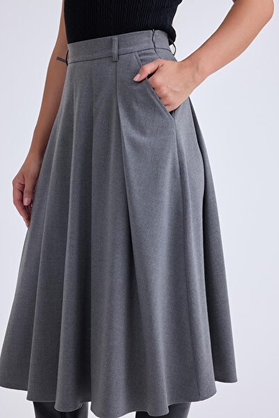 Vitrin Πλισέ φούστα μεγέθους midi με τσέπες