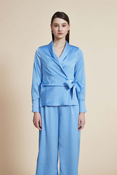 Yola Solid Long-Sleeve Top with Belt