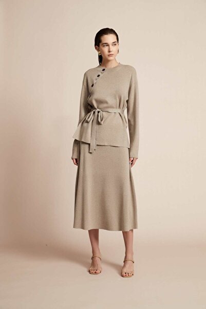 Yola Solid Long-Sleeve Top with Belt