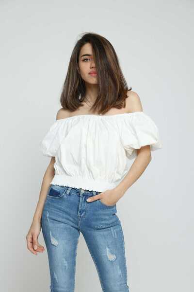 mica Off-Shoulder Short Top
