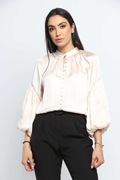 Nichii Soft Satin Puff-Sleeve Top