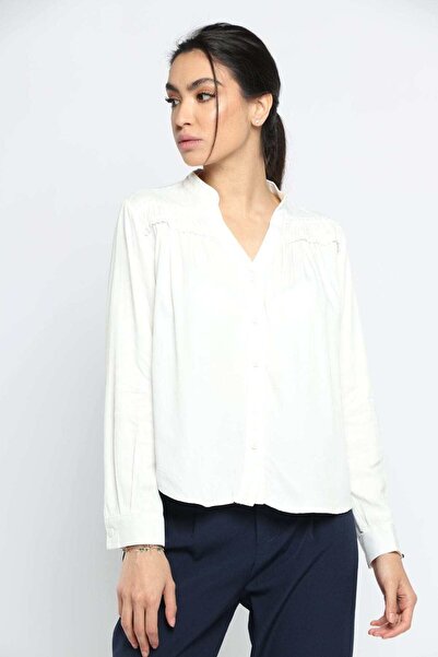 Nichii بلوزة سادة بأكمام طويلة ورقبة على شكل حرف V