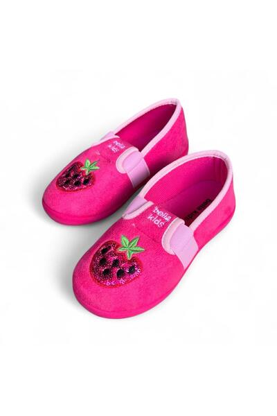 AkınalBella Girl Child Strawberry Printed Non-Slip Sole Home Shoes Slippers
