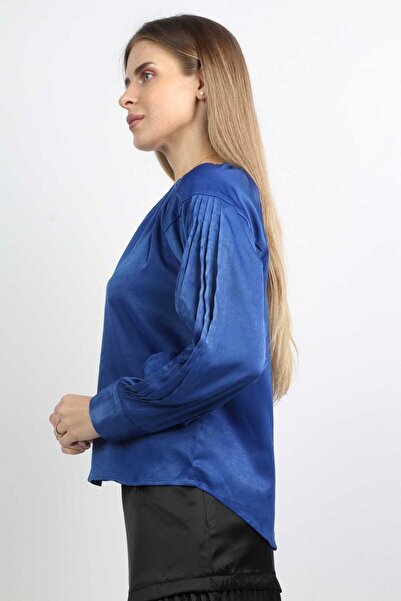 Nichii Classic Ruffle Long-Sleeve Top