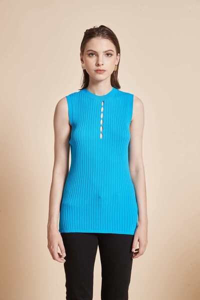 Yola Solid Ribbed Sleeveless Top